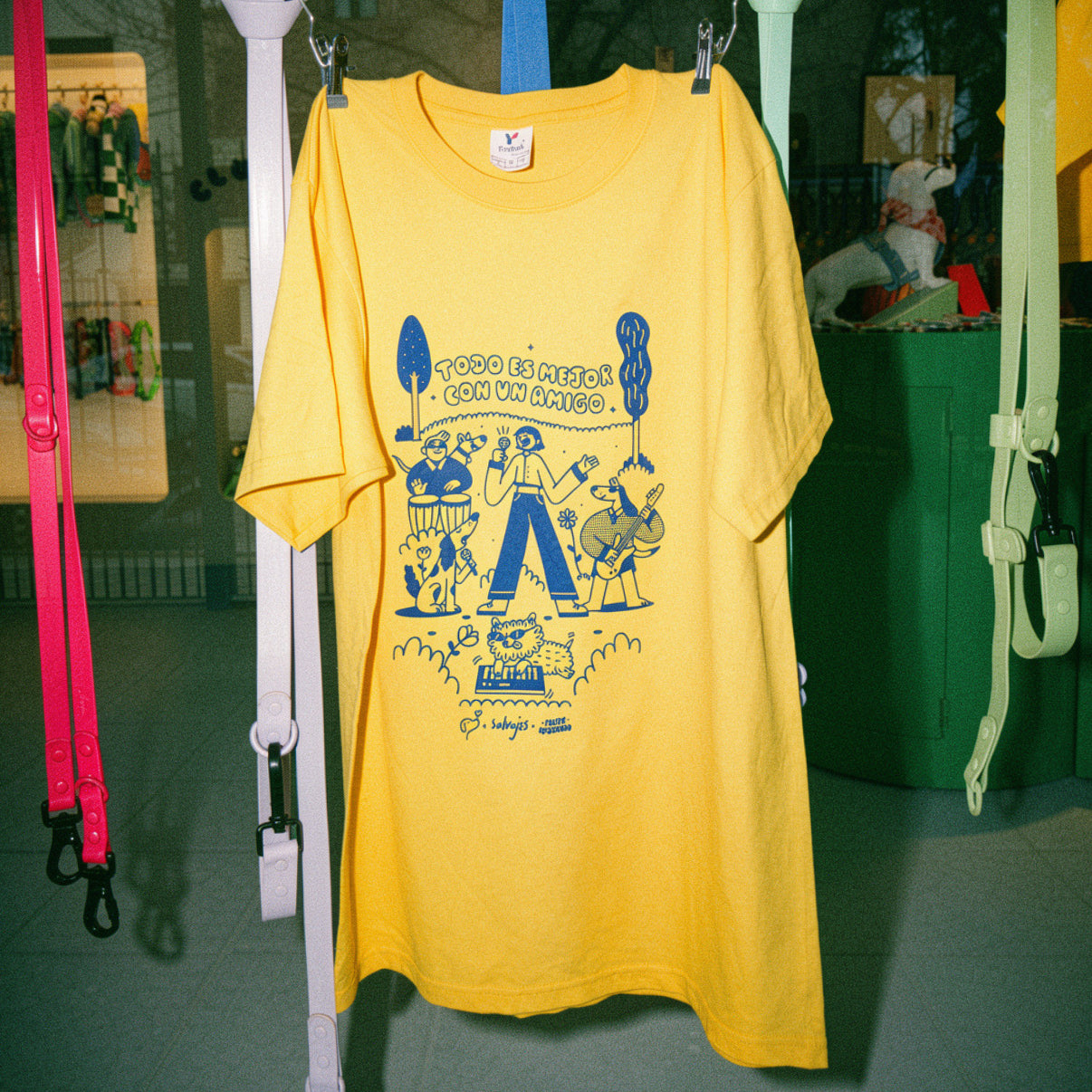 Remera a beneficio